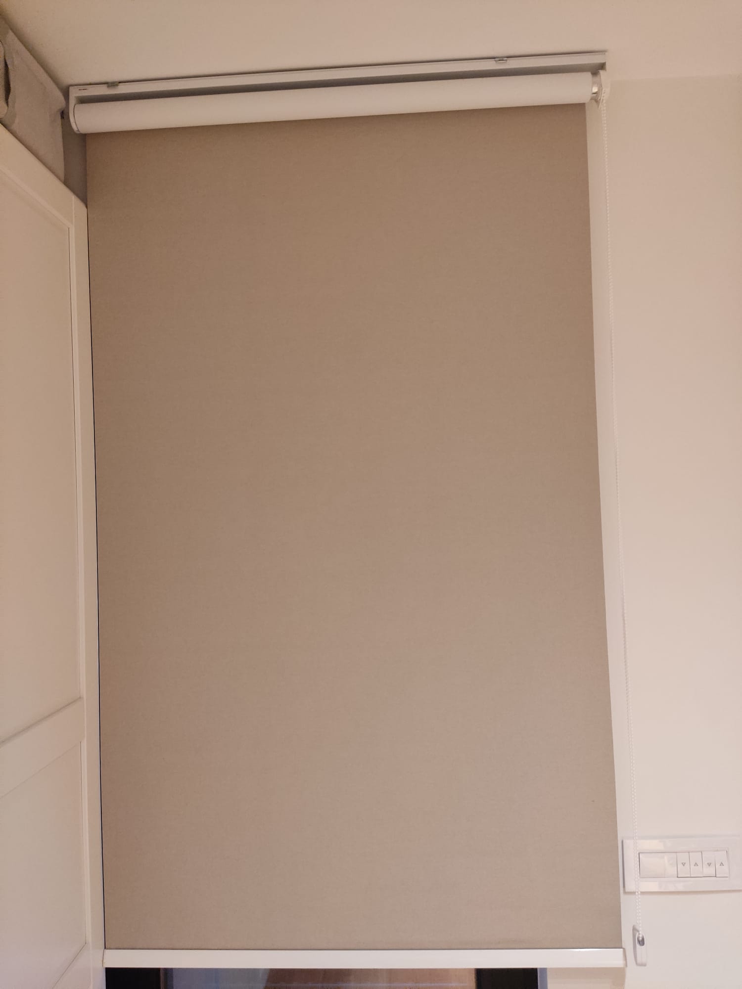 plise zavese za kose prozore