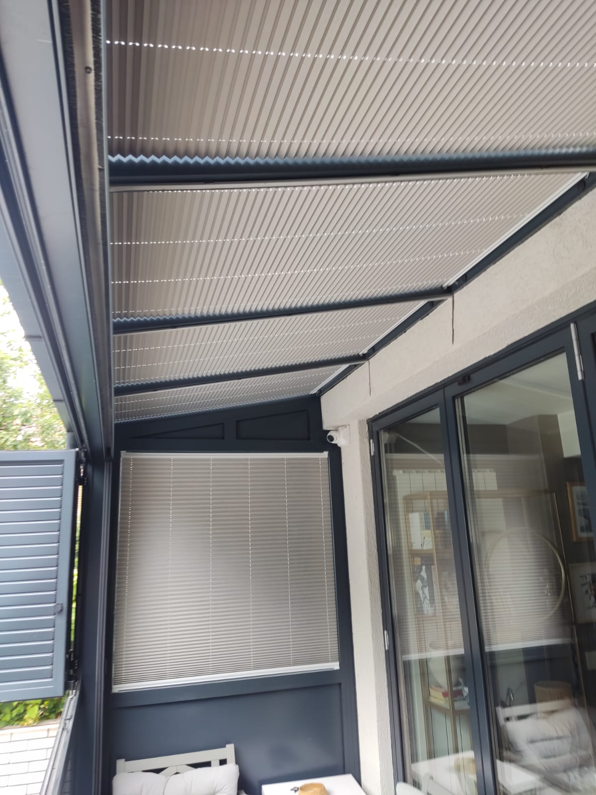 plise antracit zavese 